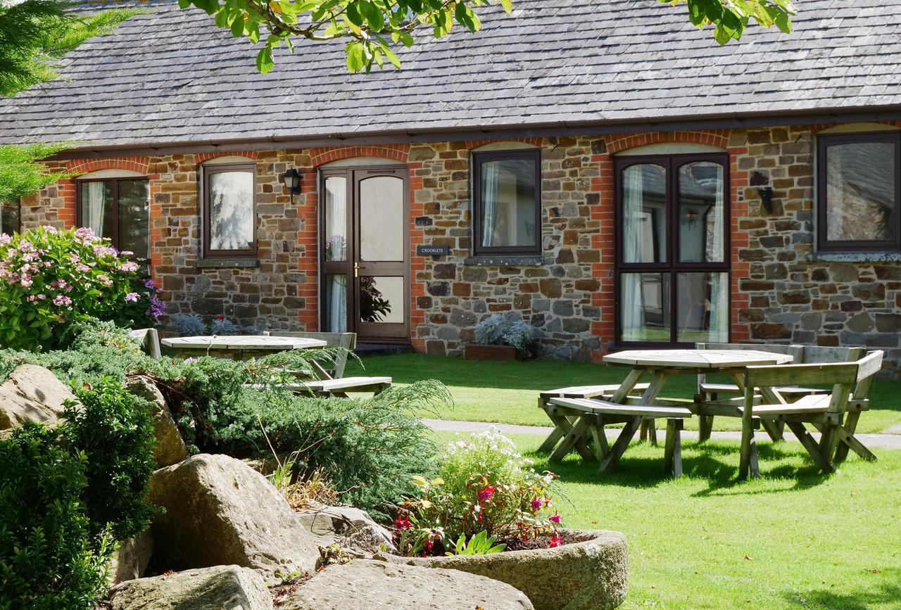 Kennacott Court Holiday Cottages Буде Экстерьер фото